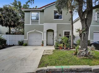 4000 Tree Tops Rd, Cooper City, FL 33026