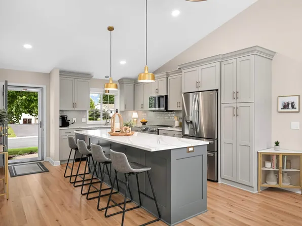 1803 Coney Ln, Waconia, MN 55387