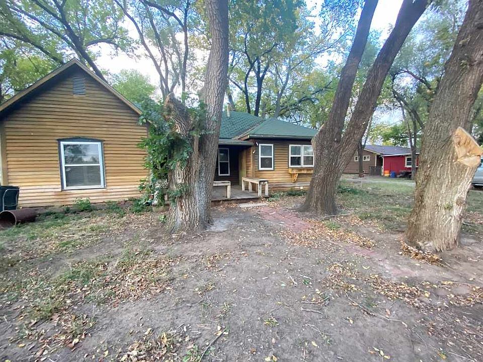 613 W 15th St, Harper, KS 67058 Zillow