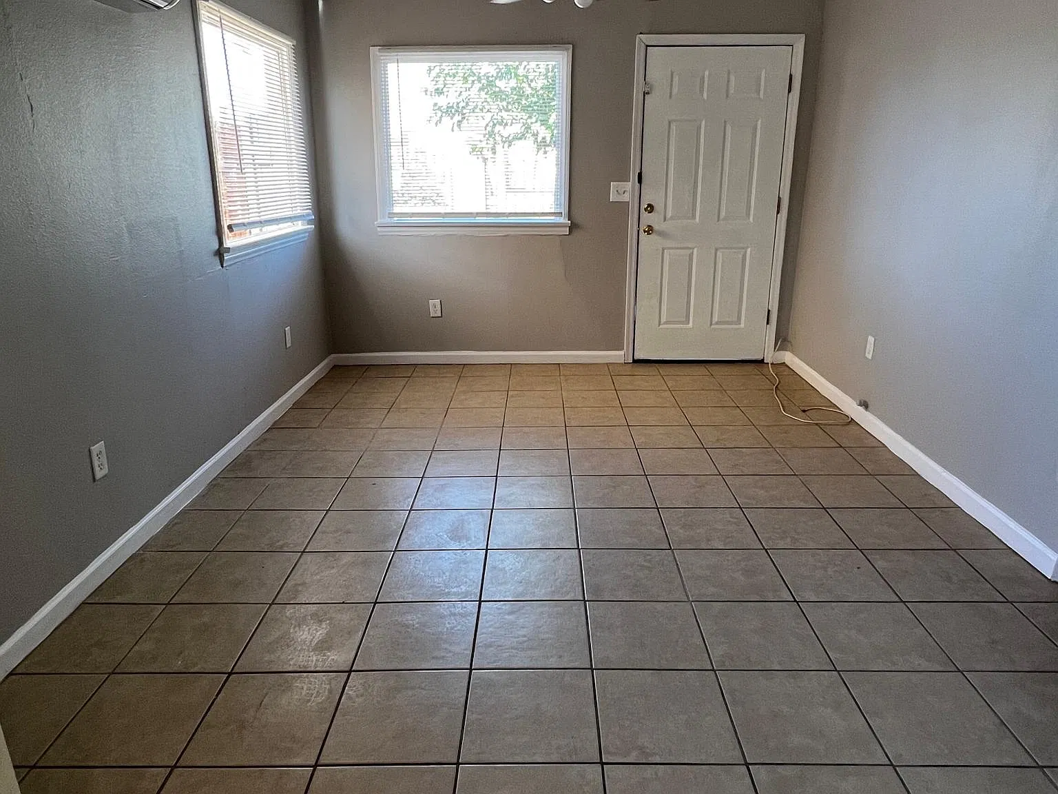 S Palm Ave, Yuma — Photo 2