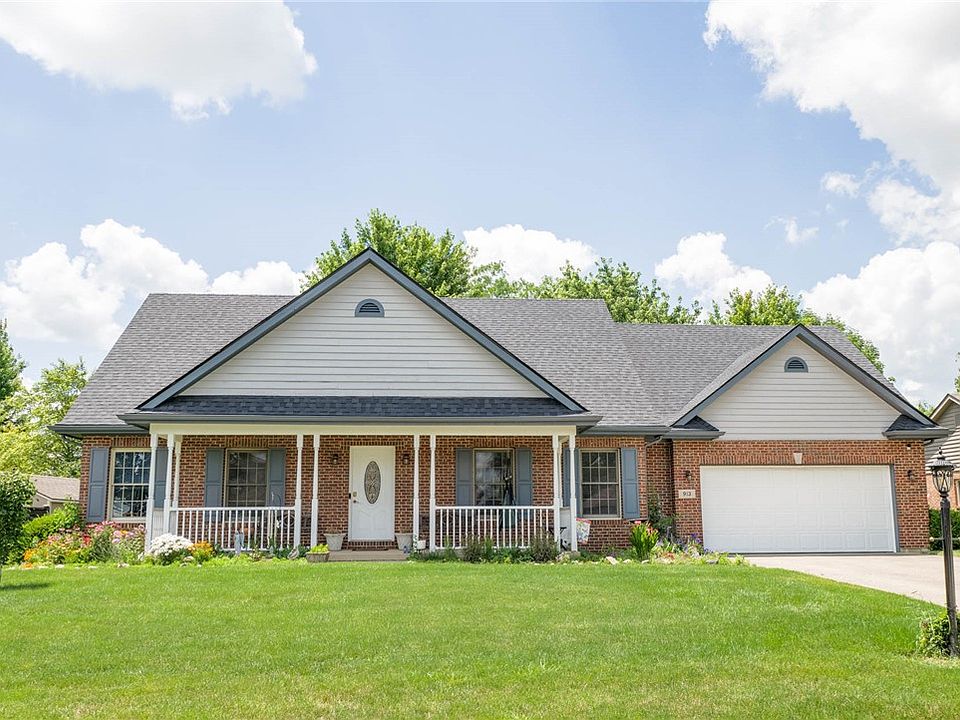 1st image of 913 Golden Beech Dr