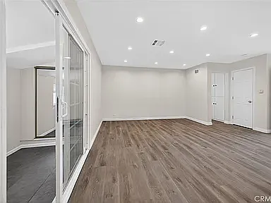 14831 Nordhoff St — Photo 17