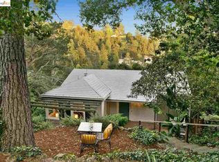 5693 Merriewood Dr, Oakland, CA 94611