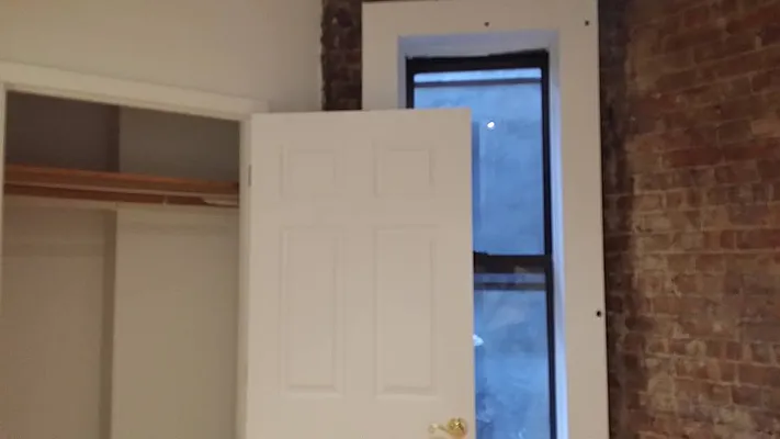 Rented by Crosstown Apartments NYC | media 25