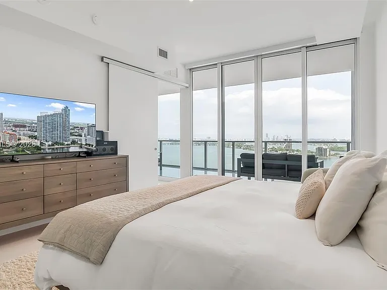 2020 N Bayshore Dr #2603 — Photo 21