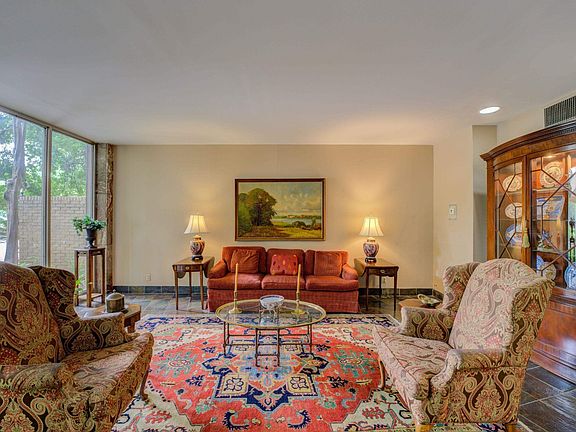 3rd image of 475 N Highland St APT 8M