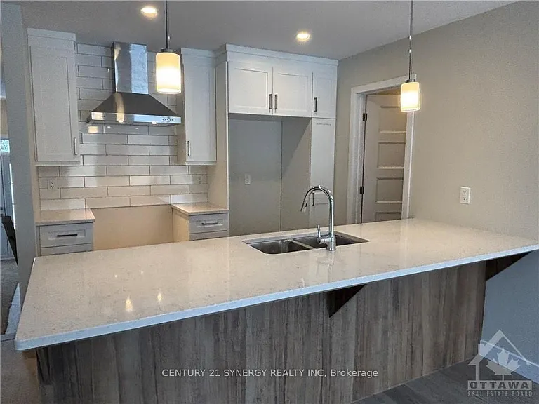 13 2nd St — Photo 3