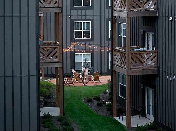 919 Haywood Rd #1134408