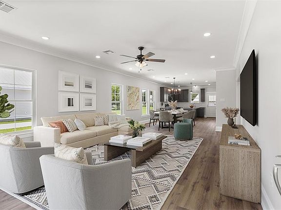 5th image of 135 Antoine Ln