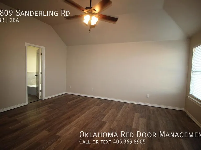 5809 Sanderling Rd — Photo 18