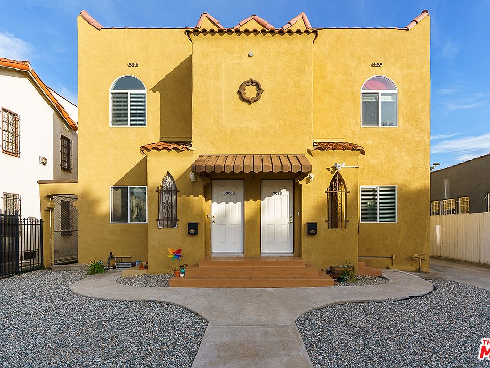 1st image of 3028 Edgehill Dr