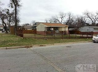 2329 Bird St, Fort Worth, TX 76111