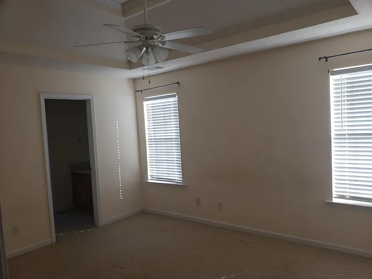 131 Cedarland Dr — Photo 7