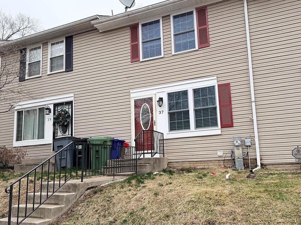 1st image of 37 Cobber Ln