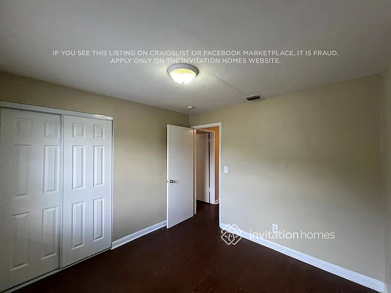 3701 SW 58th Ter — Photo 14