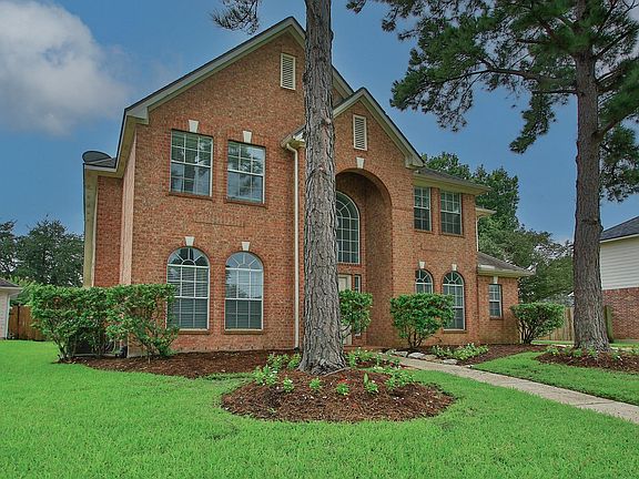 3rd image of 11711 Spring Path Ct