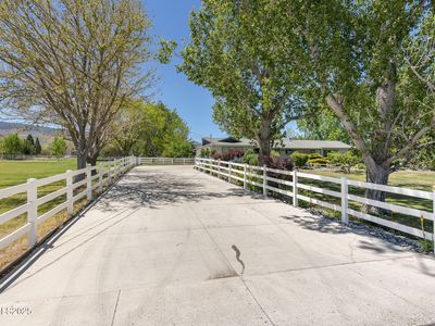 8355 Lakeside Dr, Reno, NV, 89511