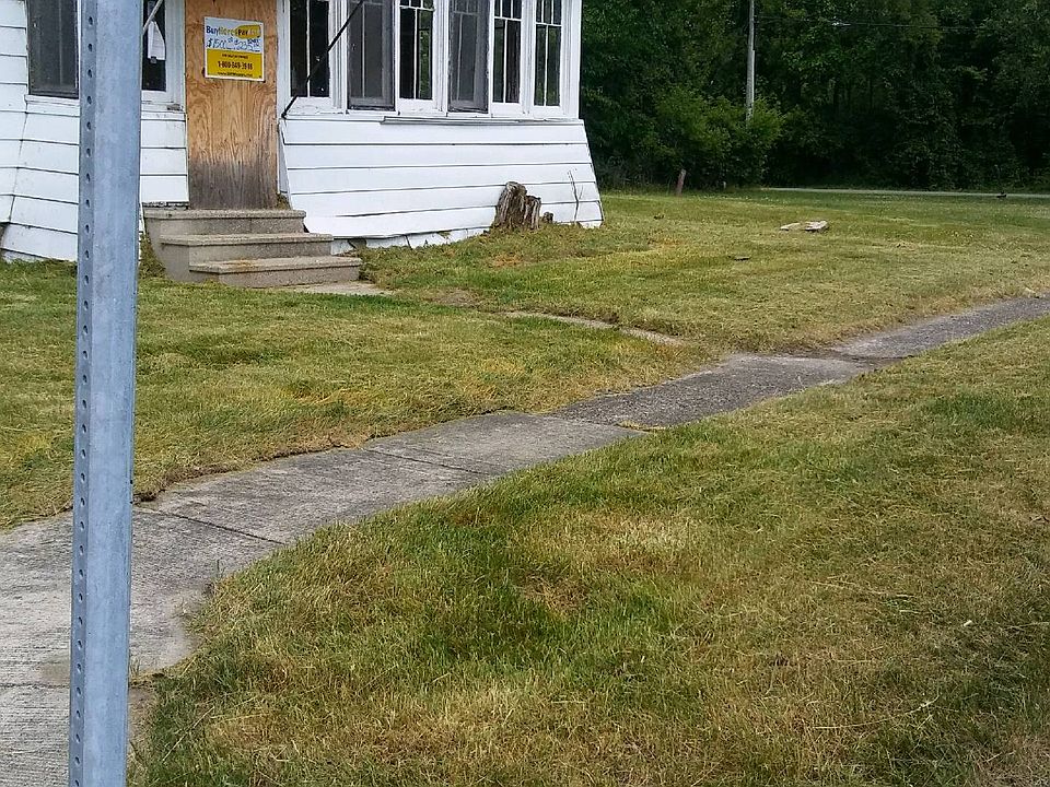 2nd image of 14 Fonda Ave