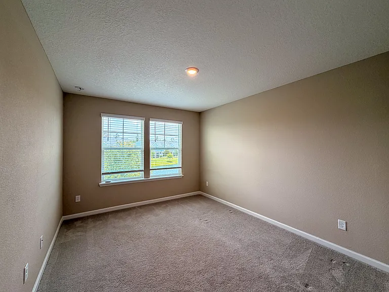 421 Boracay Cir — Photo 16