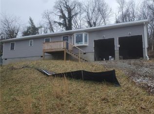 1504 Ravinia Rd, Charleston, WV 25314