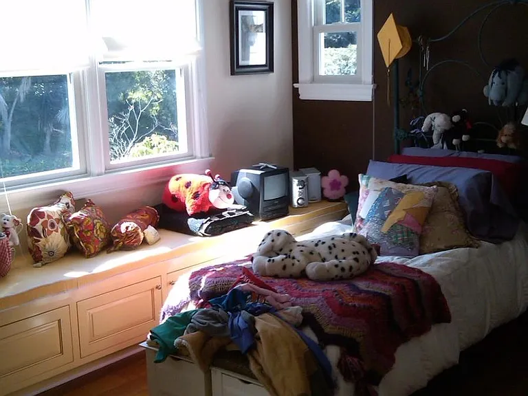 2131 N Valley Dr — Photo 12