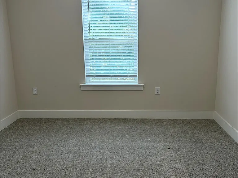 706 Barbour Farm Ln — Photo 17