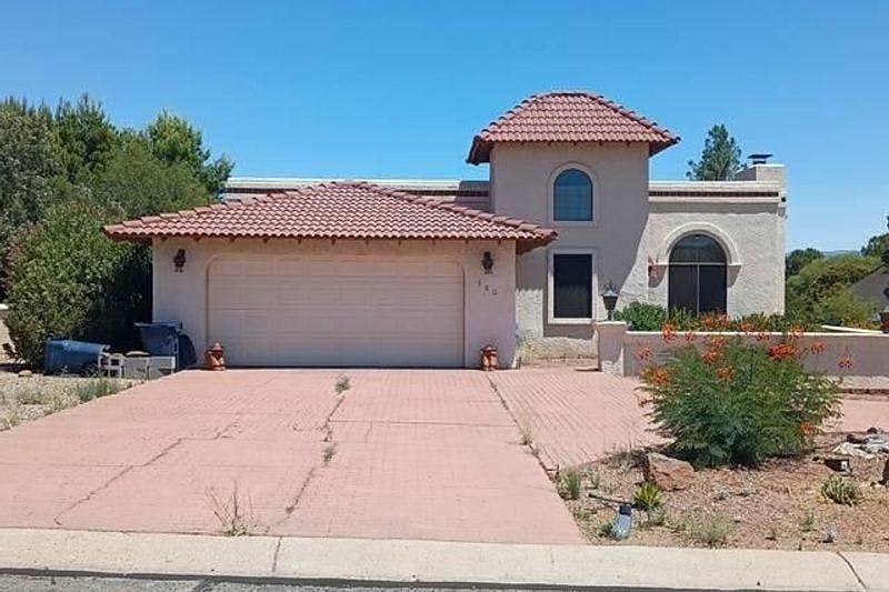 1st image of 580 Black Hills Dr