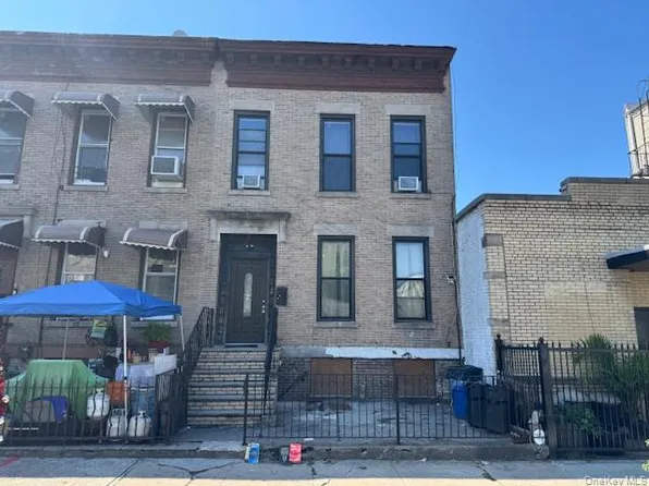 186 Howard Ave, Brooklyn, NY 11233