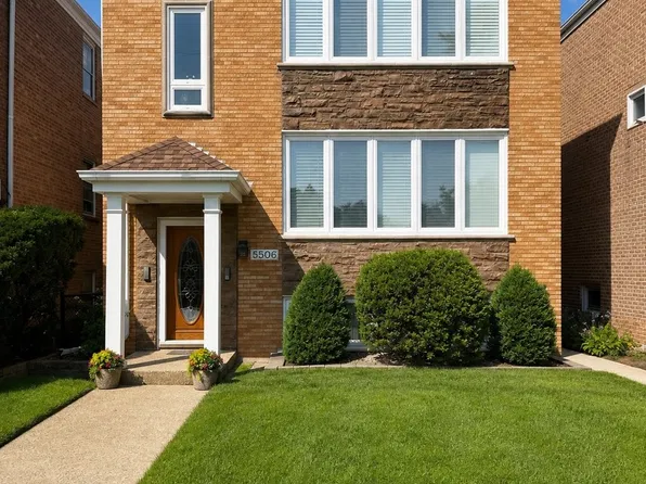 (undisclosed Address), Chicago, IL 60630