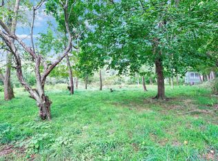 965 Breakwater Rd, Mattituck, NY 11952