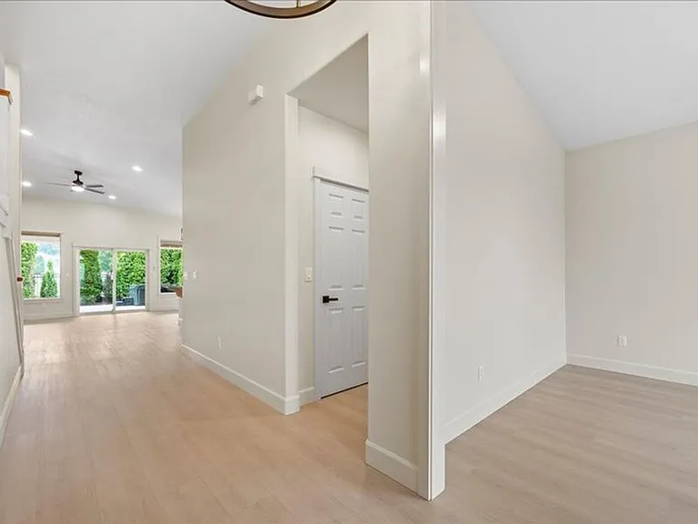 8731 W Skagit Ave — Photo 4