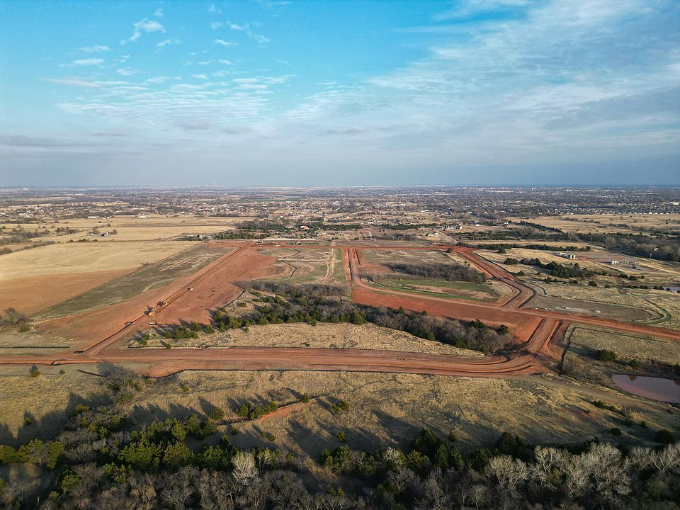 New Homes in Yukon in Frisco Park
