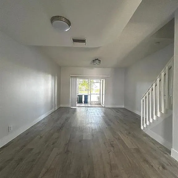 16637 Hemingway Dr #16637 — Photo 3