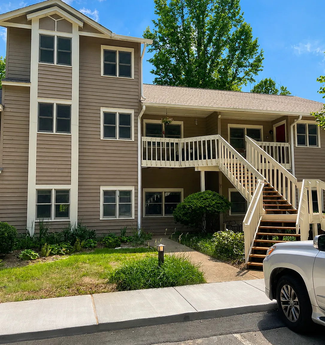 2 bed, 1100 sqft, $1,795 — Photo 1