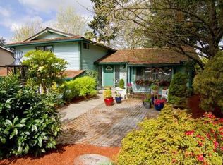 15632 SE Fairwood Blvd, Renton, WA 98058