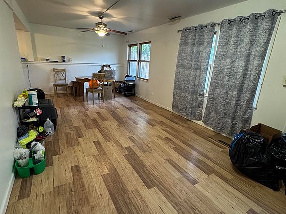 5th image of 1304 Burleigh St