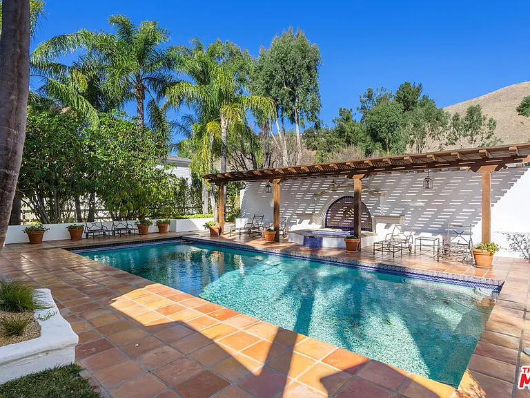 25127 Jim Bridger Rd — Photo 45