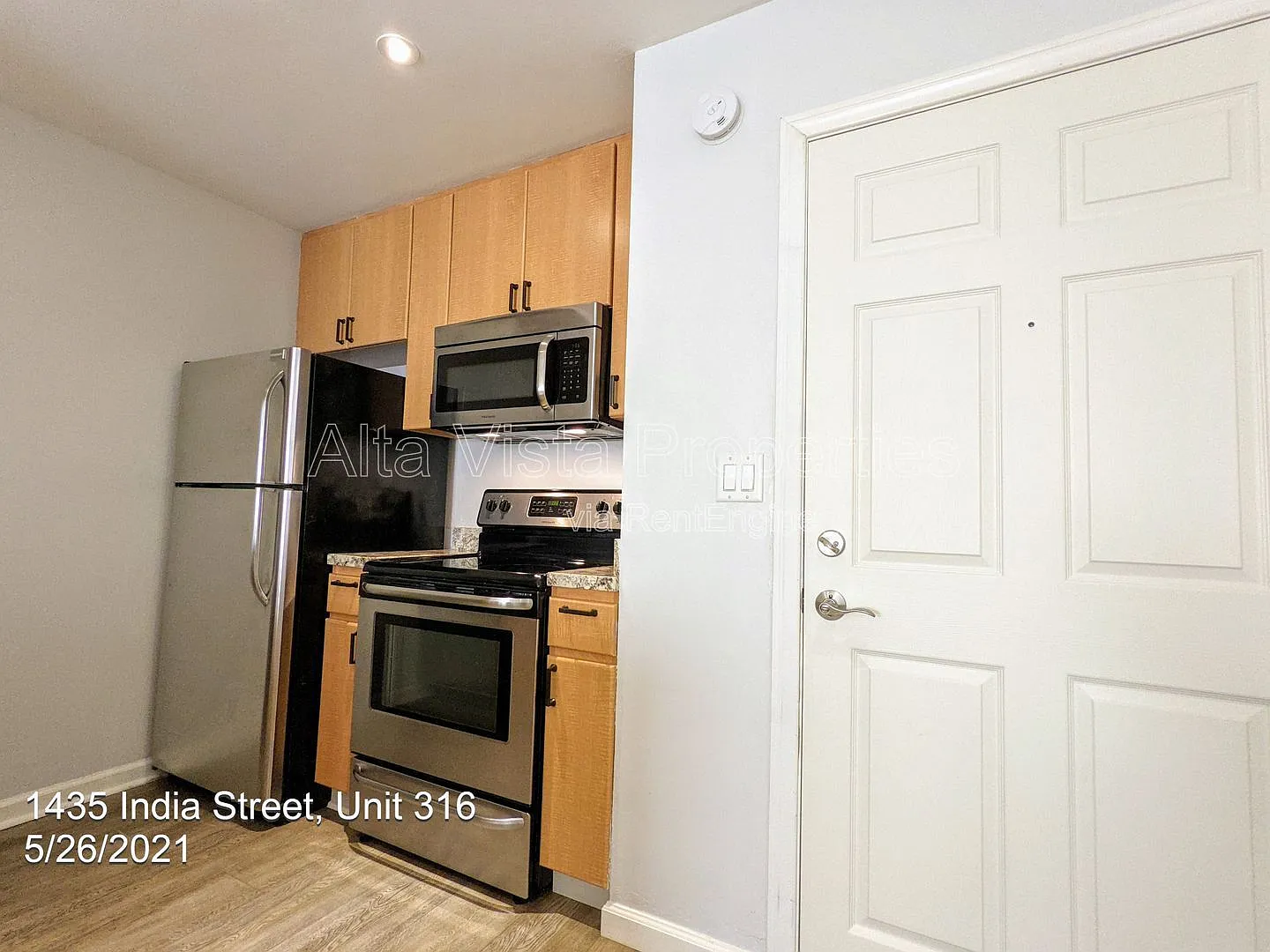 1 bed, 1.0 bath, 558 sqft, $2,295 — Photo 3