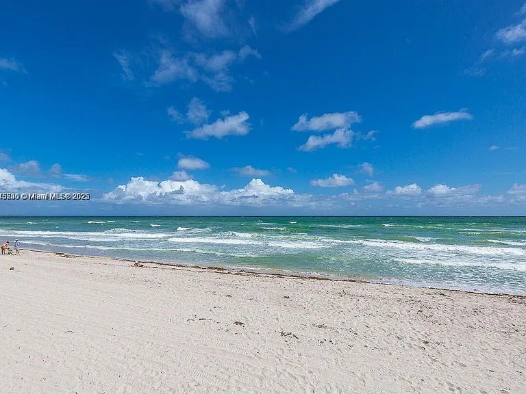 3725 S Ocean Dr #415 — Photo 4