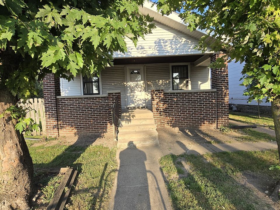 1st image of 435 N Sherman Dr