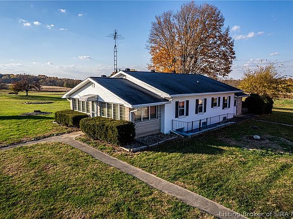 2nd image of 8261 W Cox Ferry Road