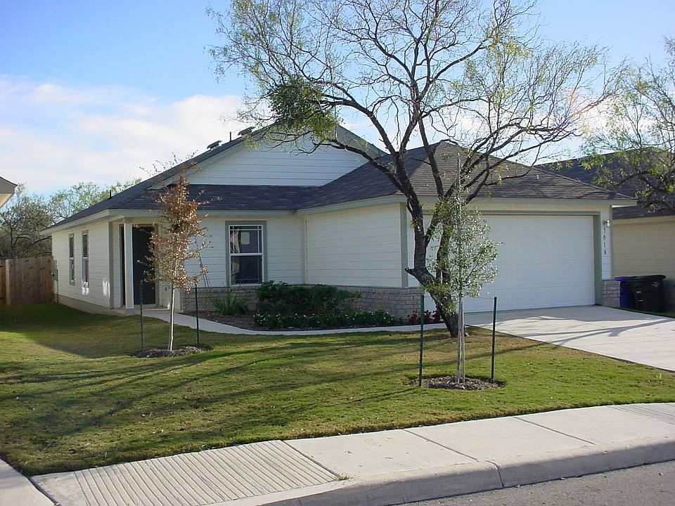 7010 HEATHERS POND