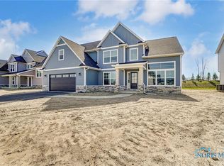 134 Barton Creek Dr, Perrysburg, OH 43551