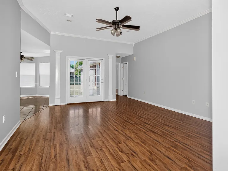 2205 Landover Trl — Photo 6