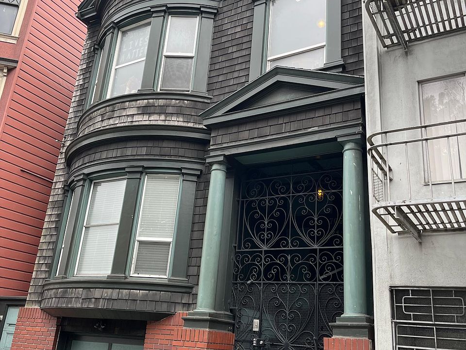 1st image of 709 Lincoln Way #3