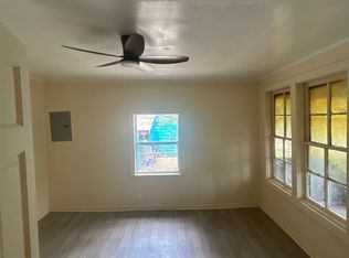 825 Powell Rhodes Dr, Jackson, MS 39203
