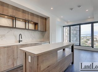 505 Richmond St W #918, Toronto, ON M5V1Y3