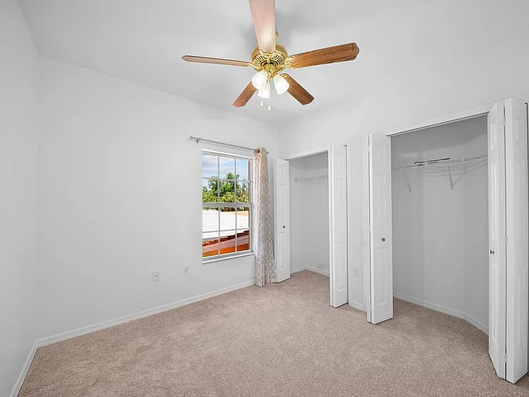 5370 Park Rd #4 — Photo 17