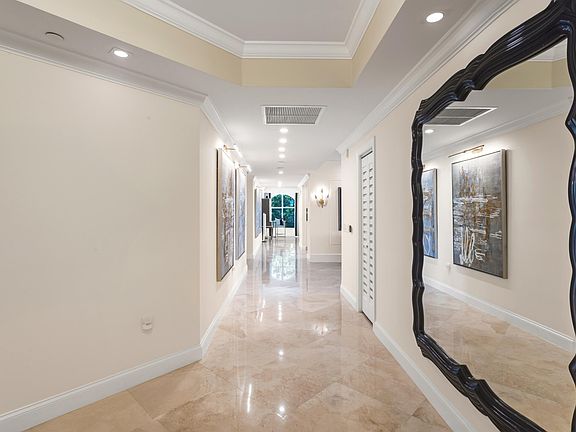 3rd image of 400 S Ocean Boulevard #R25