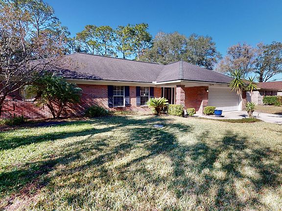 2nd image of 708 Chesswood Ct